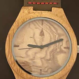 Tree hut zebra park old grain wooden watch